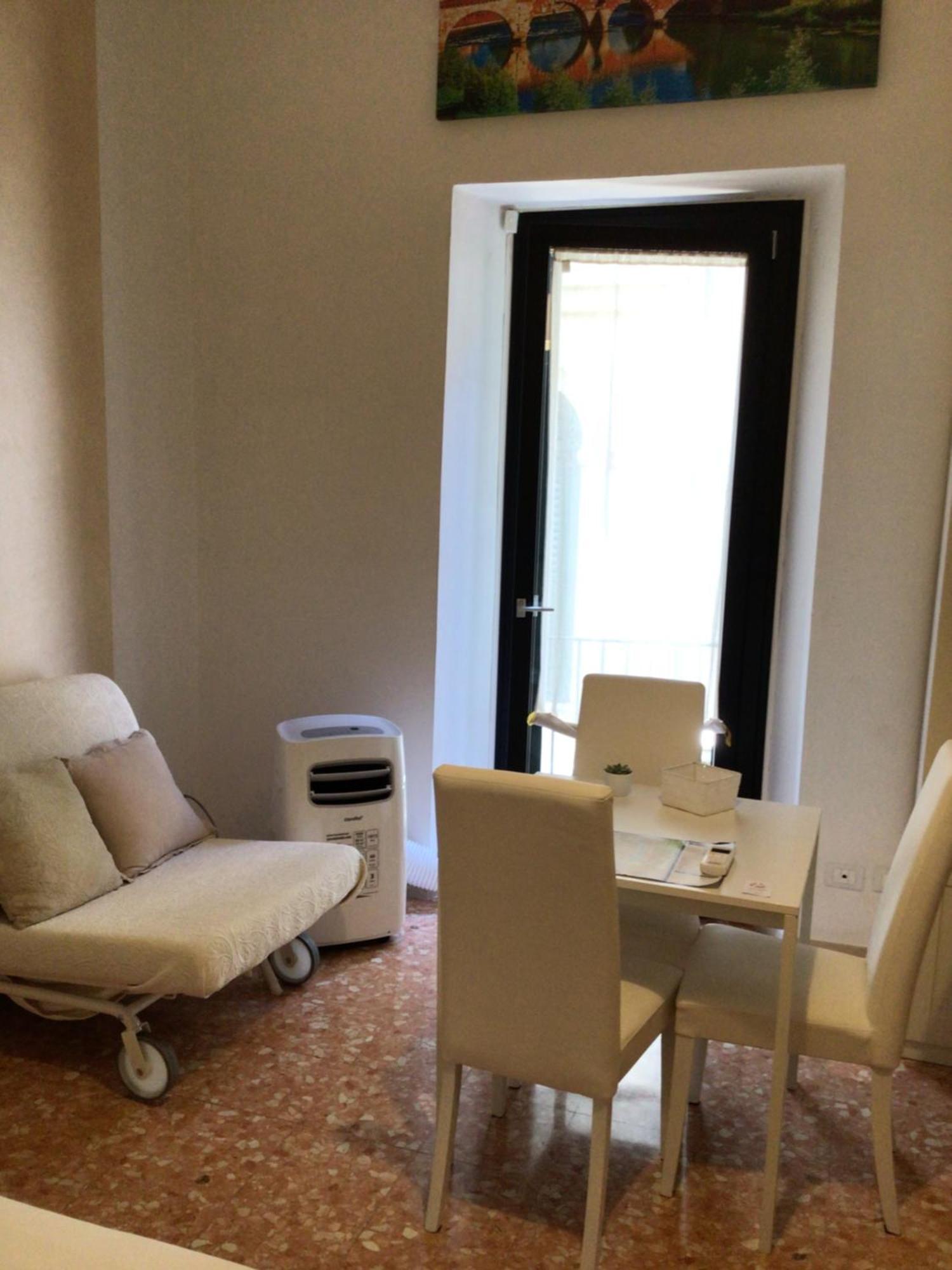 A Due Passi Da Giulietta-Casa Capuleti Apartman Verona Kültér fotó